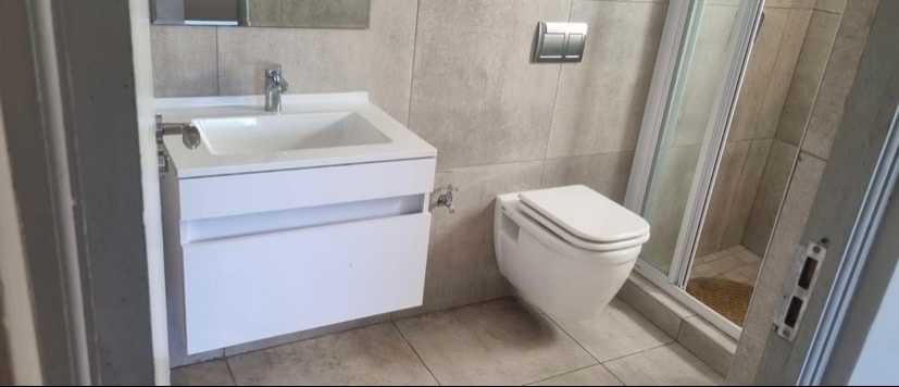 To Let 2 Bedroom Property for Rent in Raslouw Gauteng