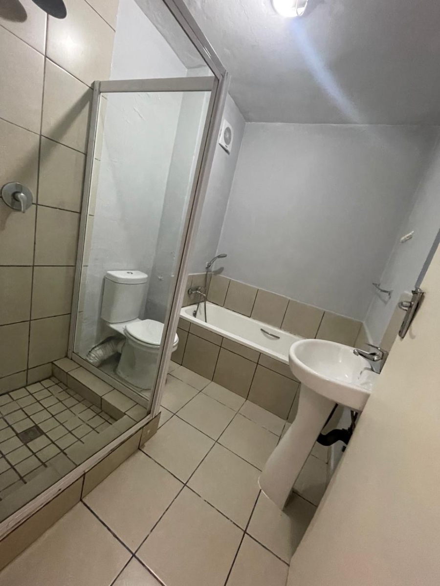 To Let 2 Bedroom Property for Rent in Witfield Gauteng