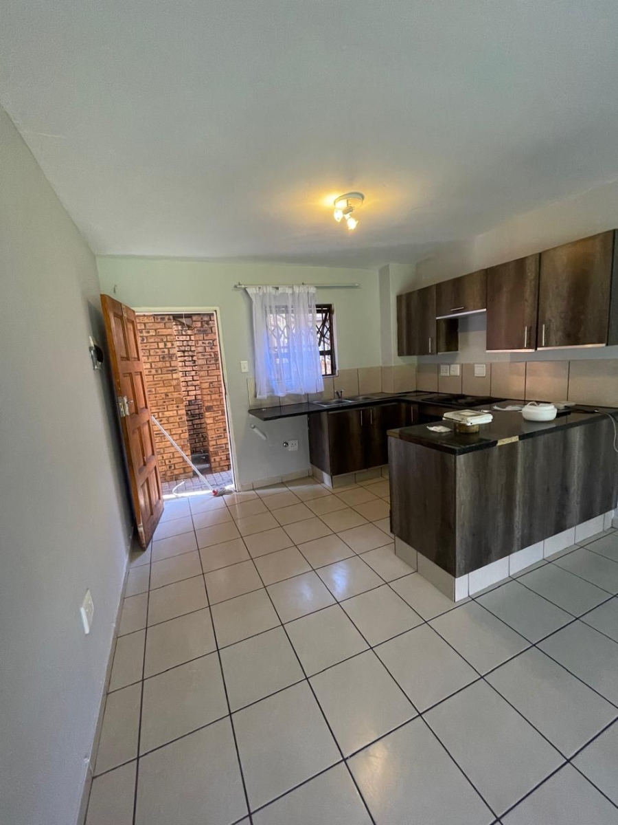 To Let 2 Bedroom Property for Rent in Witfield Gauteng