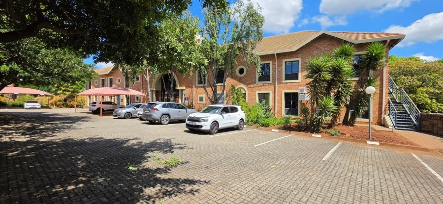 To Let Commercial Property for Rent in Bedfordview Gauteng