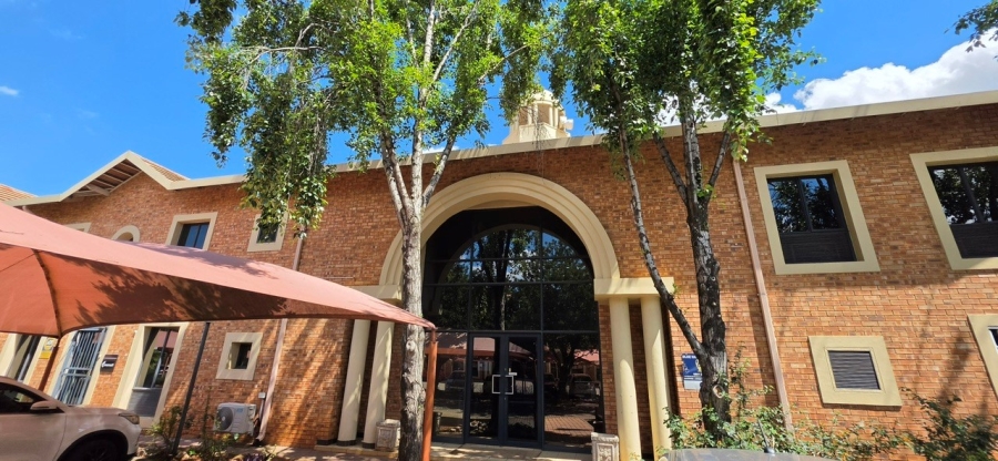 To Let Commercial Property for Rent in Bedfordview Gauteng
