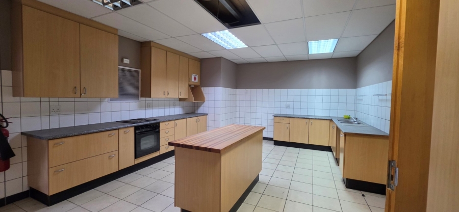To Let Commercial Property for Rent in Bedfordview Gauteng