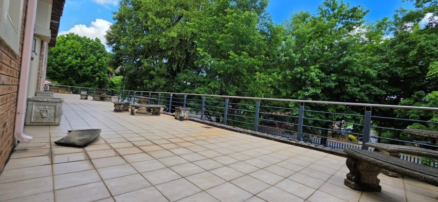 To Let Commercial Property for Rent in Bedfordview Gauteng