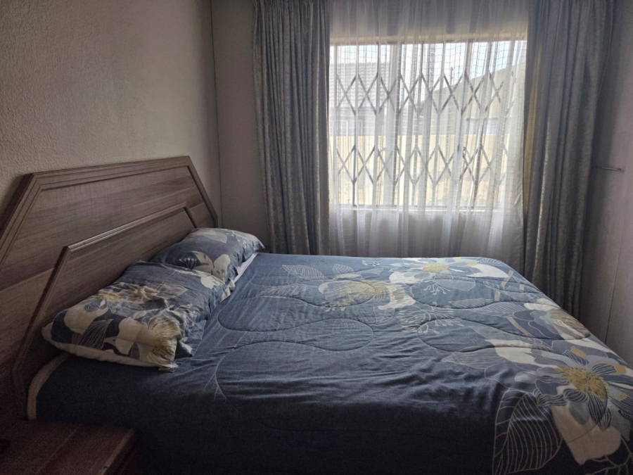 3 Bedroom Property for Sale in Windmill Park Gauteng