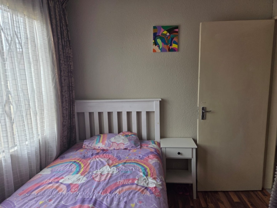 3 Bedroom Property for Sale in Windmill Park Gauteng