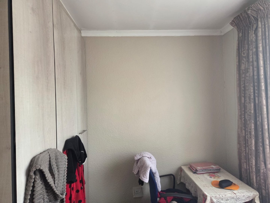 3 Bedroom Property for Sale in Windmill Park Gauteng
