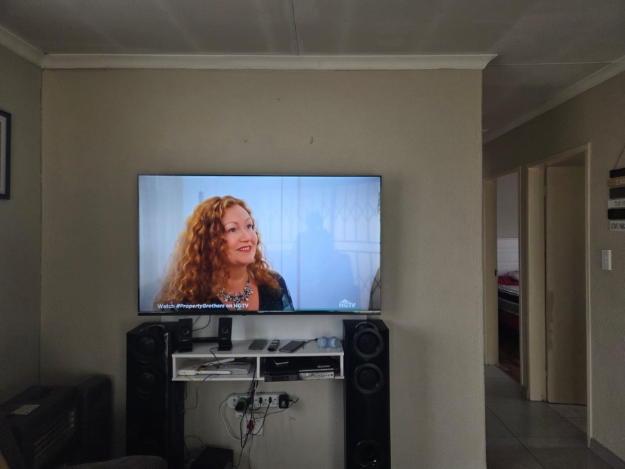 3 Bedroom Property for Sale in Windmill Park Gauteng