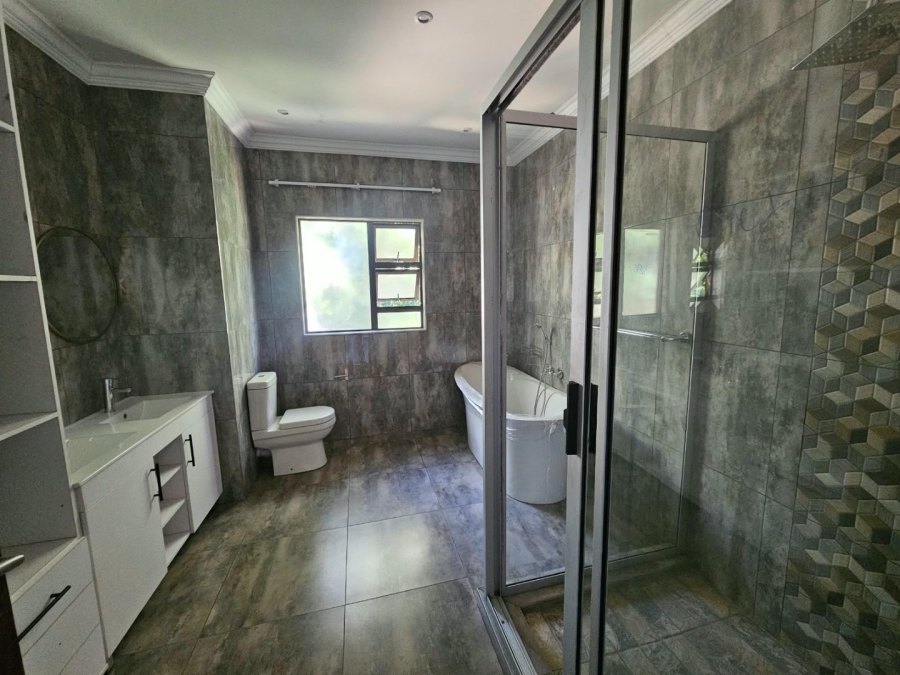 To Let 5 Bedroom Property for Rent in Waterkloof Ridge Gauteng