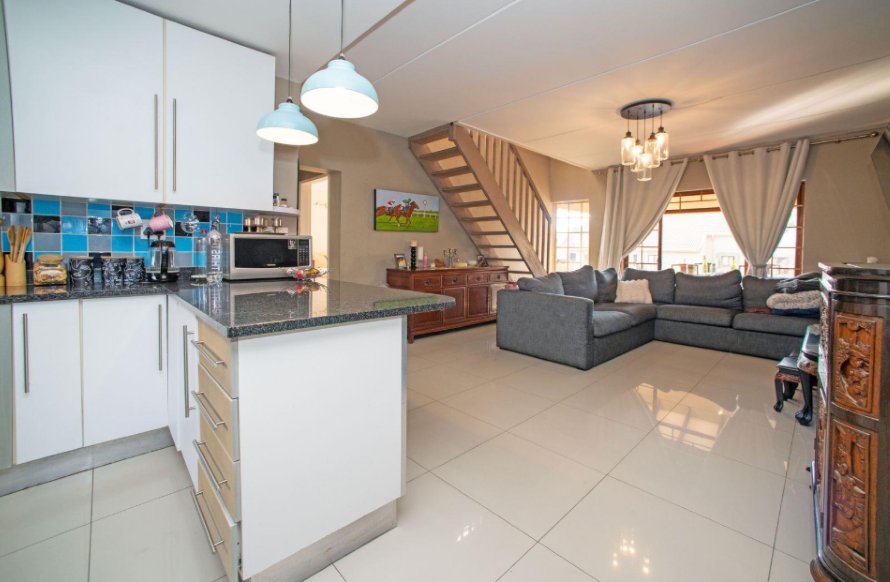 3 Bedroom Property for Sale in Bedfordview Gauteng