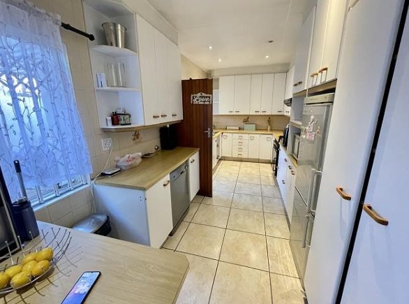 3 Bedroom Property for Sale in Eden Glen Gauteng