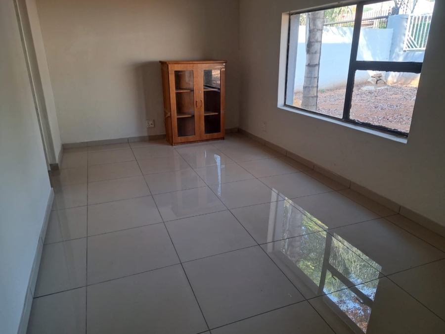 6 Bedroom Property for Sale in Montana Park Gauteng