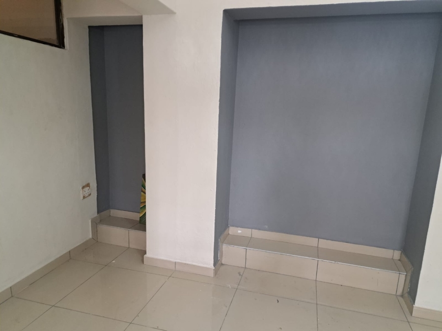 6 Bedroom Property for Sale in Montana Park Gauteng