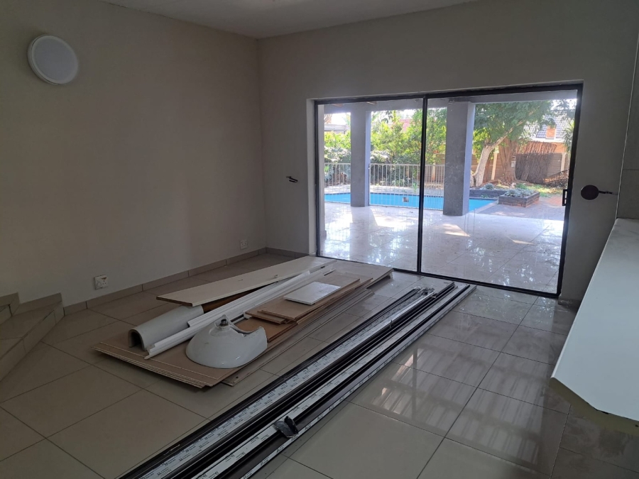 6 Bedroom Property for Sale in Montana Park Gauteng