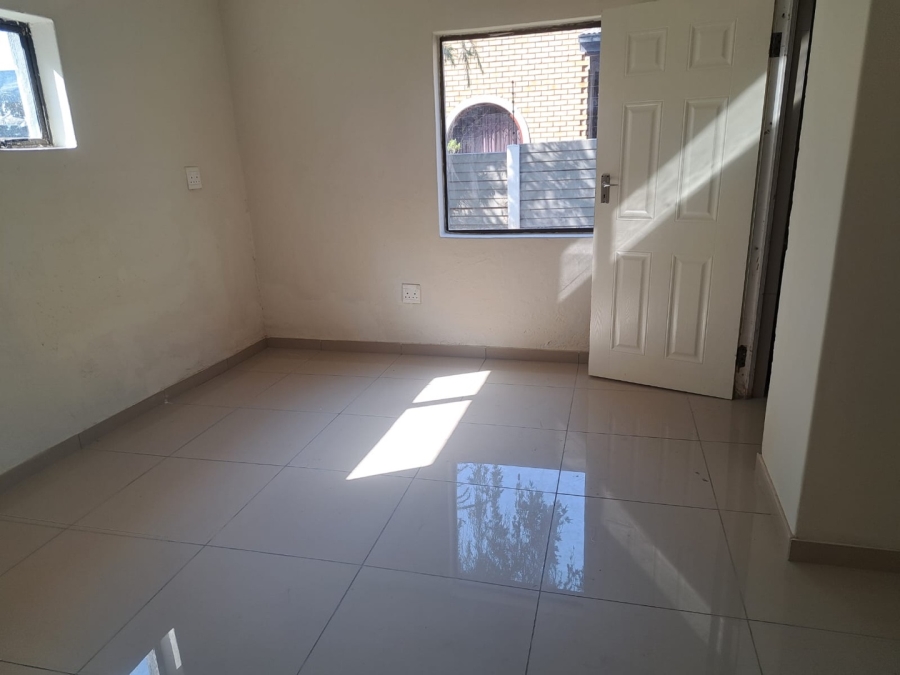 6 Bedroom Property for Sale in Montana Park Gauteng