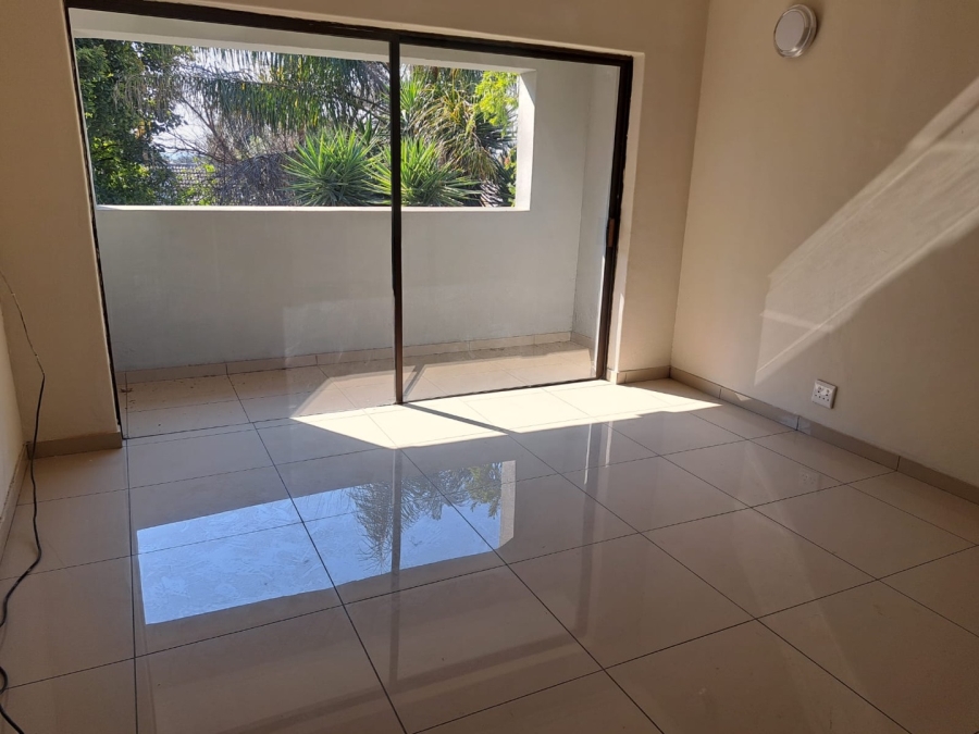 6 Bedroom Property for Sale in Montana Park Gauteng