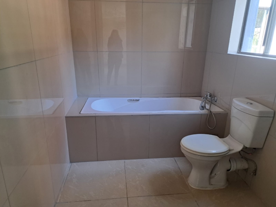 6 Bedroom Property for Sale in Montana Park Gauteng