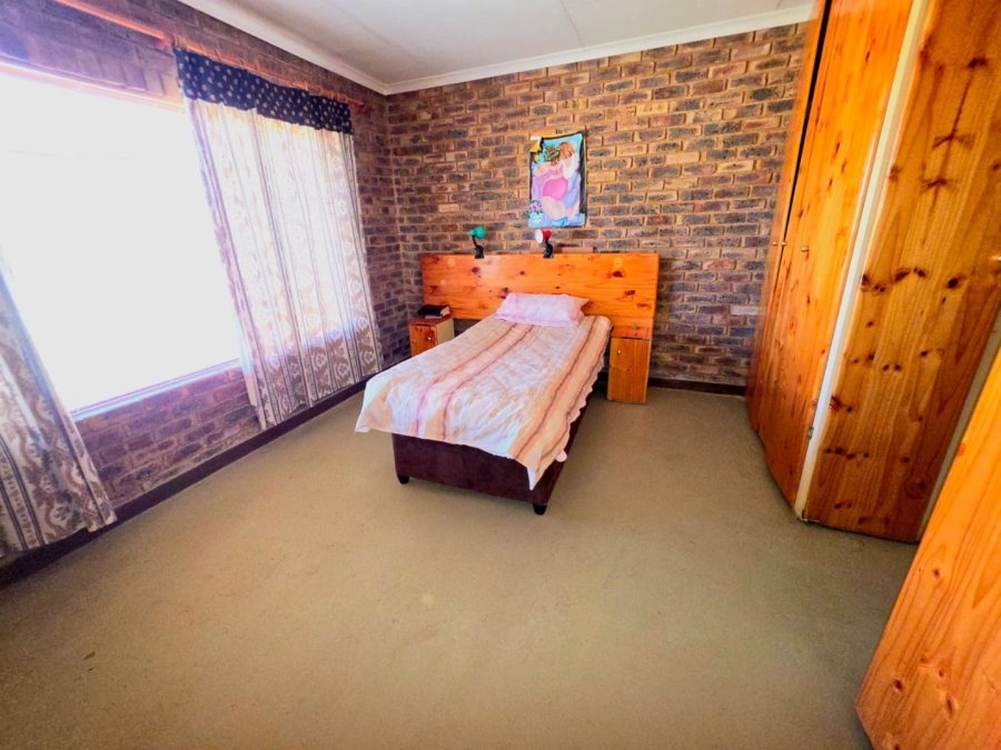 Commercial Property for Sale in Kromdraai Gauteng