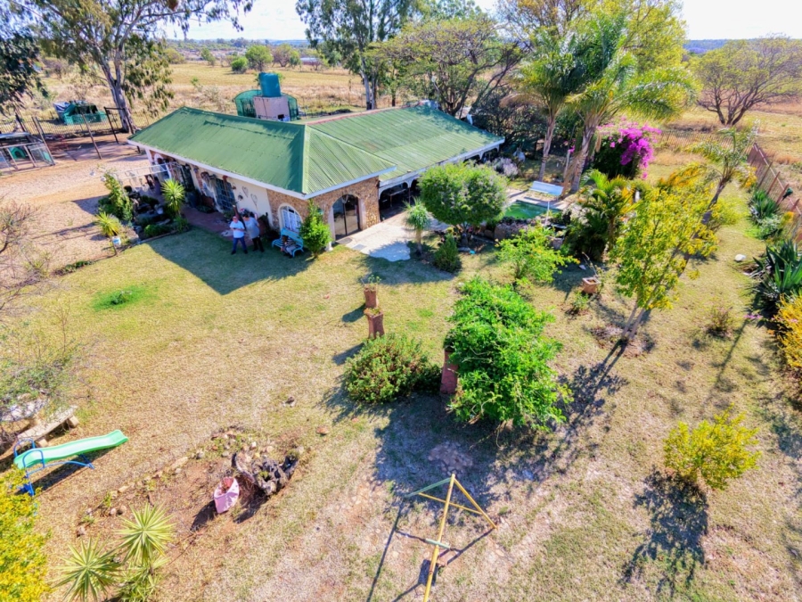 Commercial Property for Sale in Kromdraai Gauteng