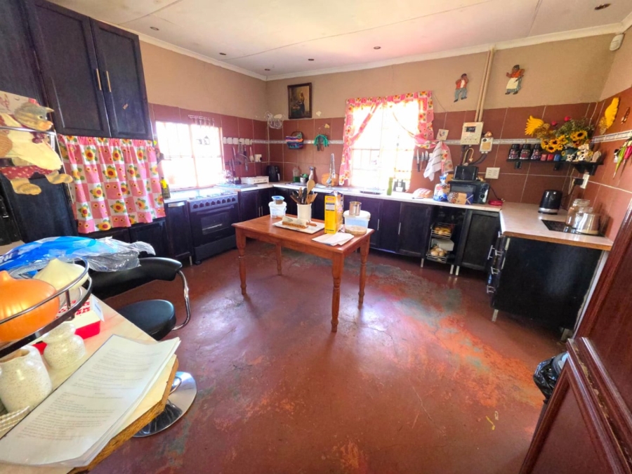 Commercial Property for Sale in Kromdraai Gauteng