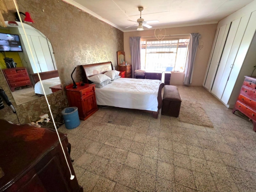 Commercial Property for Sale in Kromdraai Gauteng