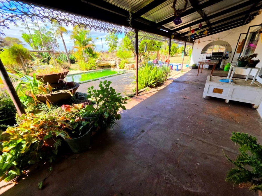Commercial Property for Sale in Kromdraai Gauteng