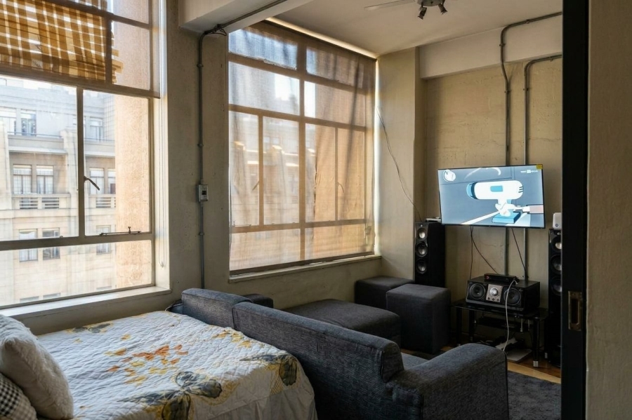 1 Bedroom Property for Sale in Johannesburg Central Gauteng