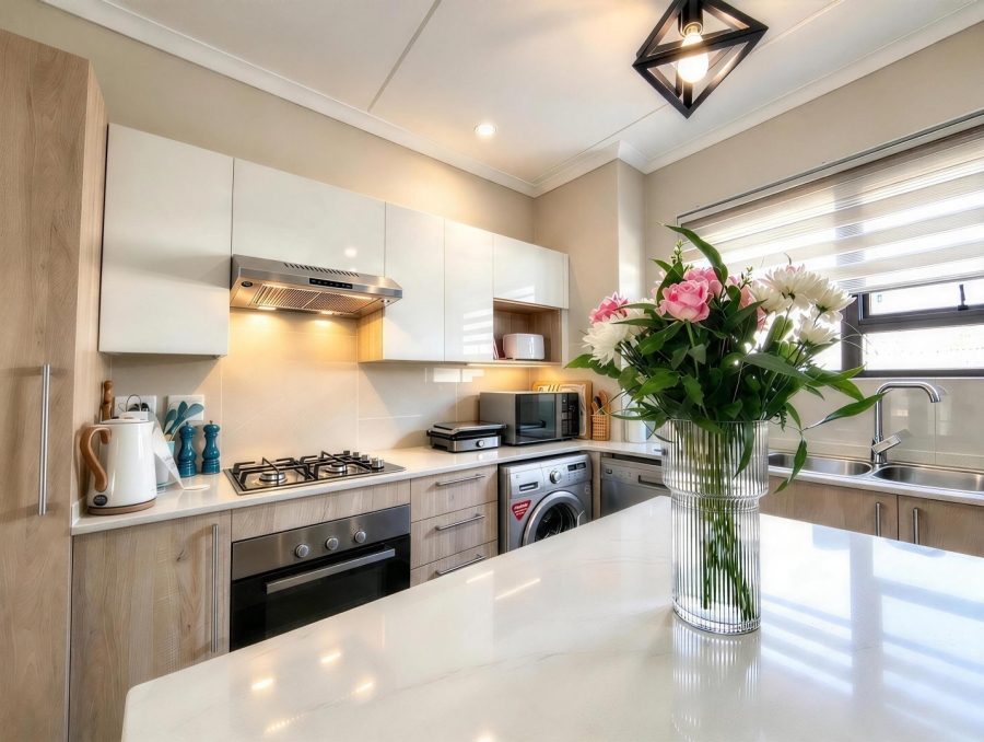 2 Bedroom Property for Sale in Noordhang Gauteng
