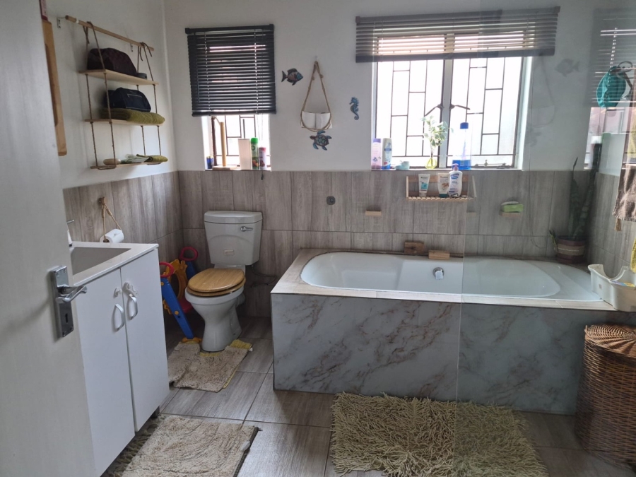 3 Bedroom Property for Sale in Chantelle Gauteng