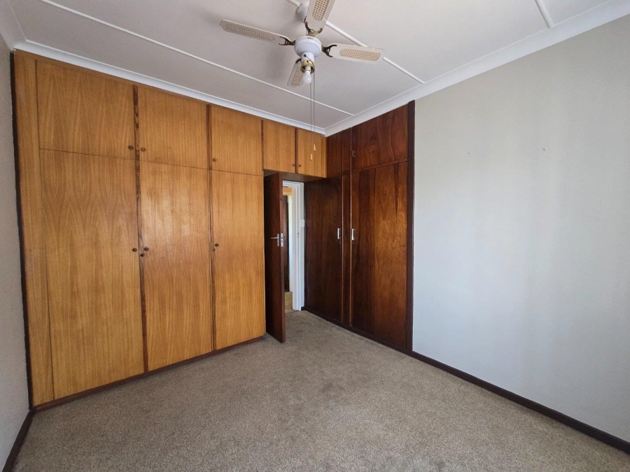 3 Bedroom Property for Sale in Mountain View Gauteng