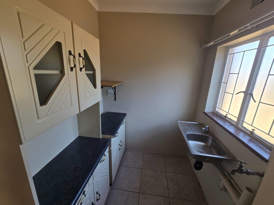 3 Bedroom Property for Sale in Mountain View Gauteng