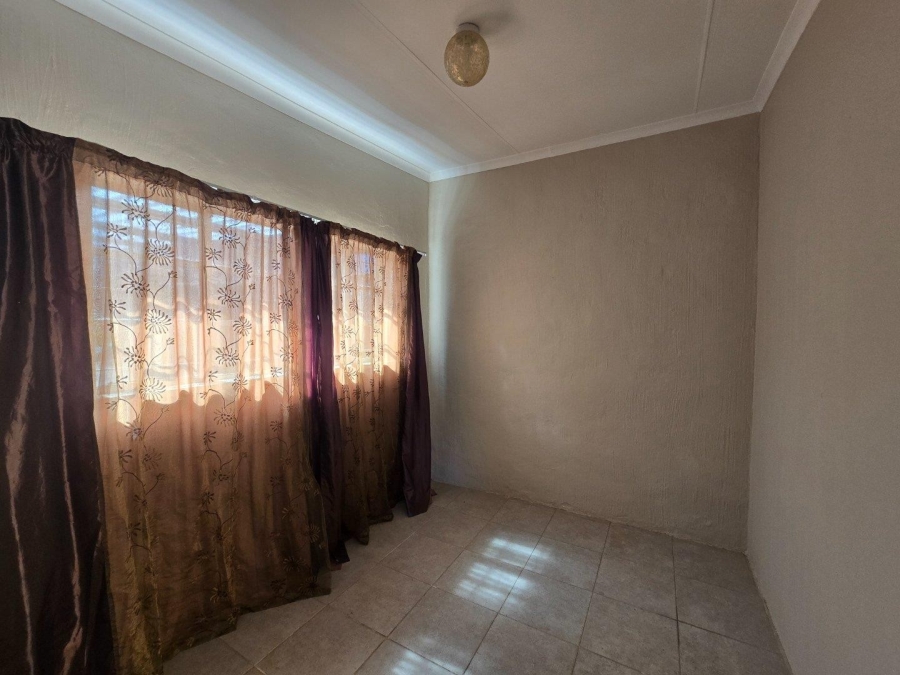 3 Bedroom Property for Sale in Mountain View Gauteng