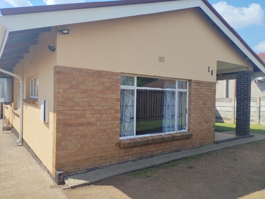 3 Bedroom Property for Sale in Geduld Ext 2 Gauteng