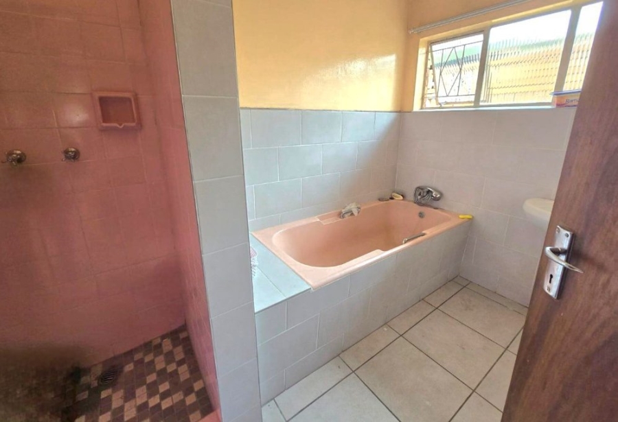 4 Bedroom Property for Sale in Capital Park Gauteng