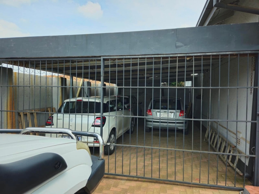 4 Bedroom Property for Sale in Primrose East Gauteng