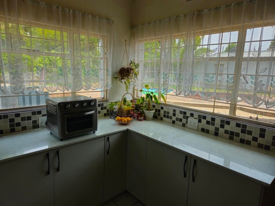 4 Bedroom Property for Sale in Primrose East Gauteng