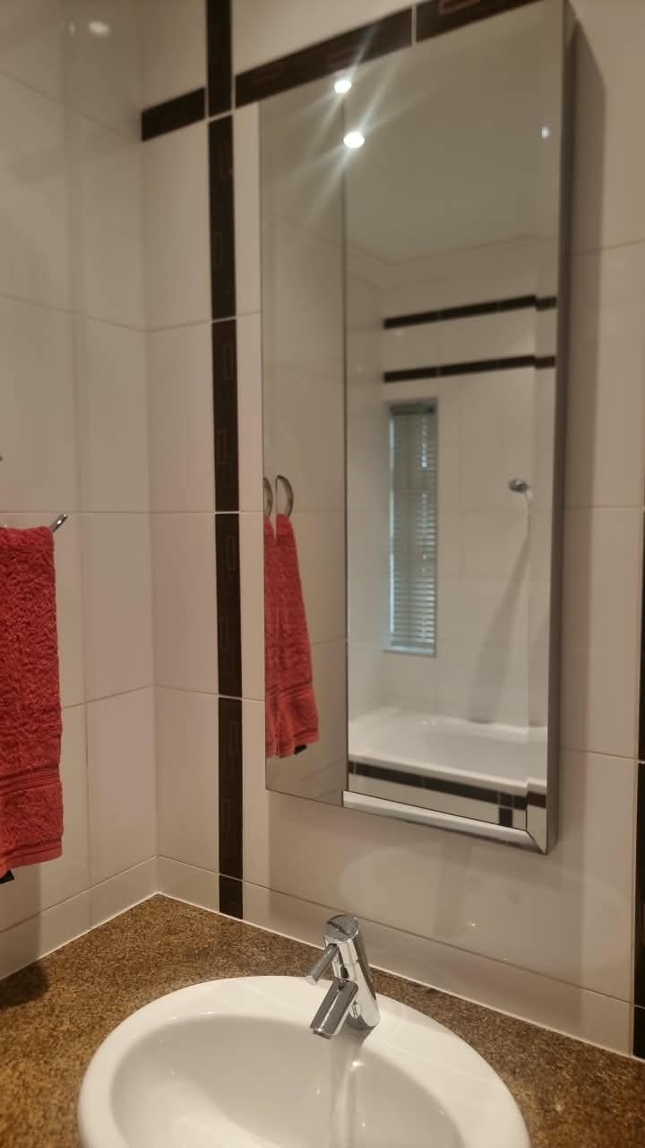 2 Bedroom Property for Sale in Bedfordview Gauteng