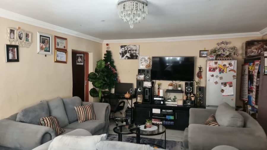 4 Bedroom Property for Sale in Kensington Gauteng
