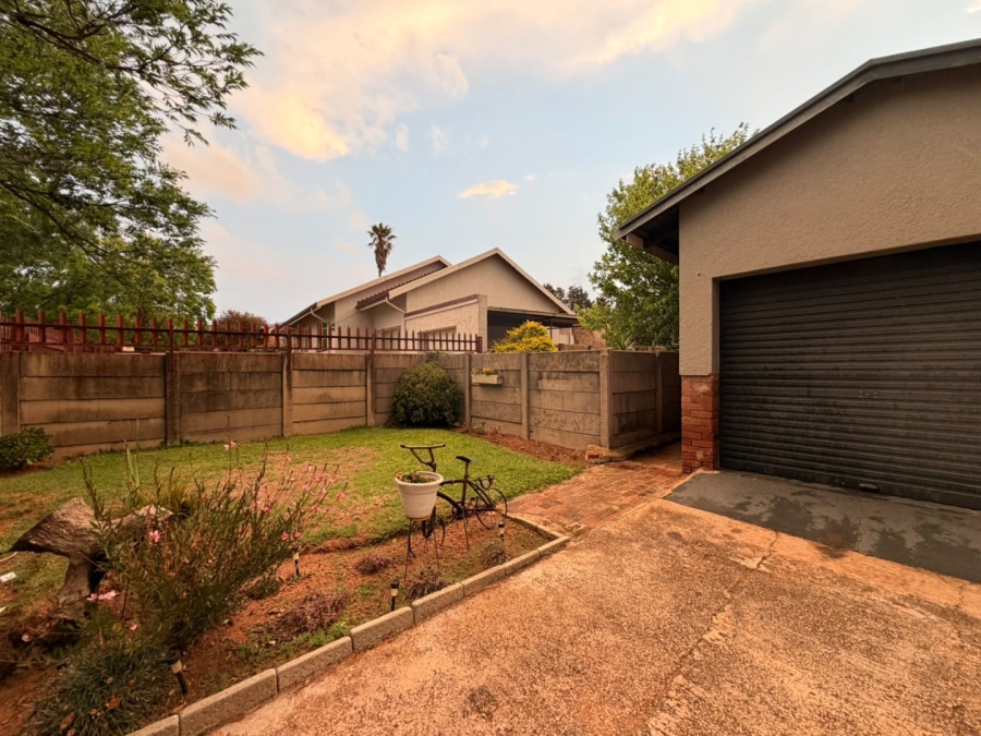 3 Bedroom Property for Sale in Visagie Park Gauteng