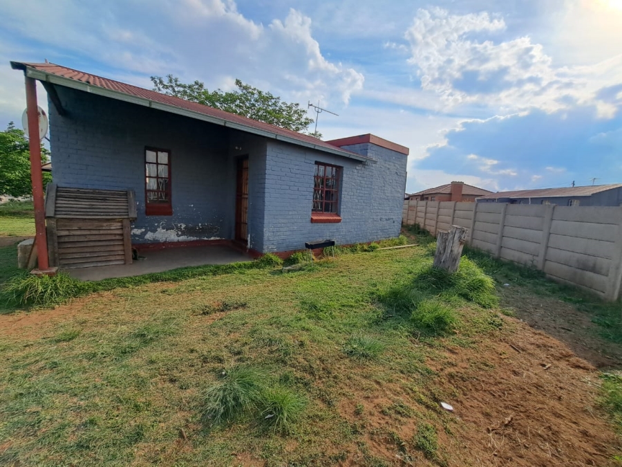 3 Bedroom Property for Sale in Alrapark Gauteng