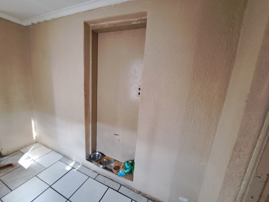 3 Bedroom Property for Sale in Alrapark Gauteng