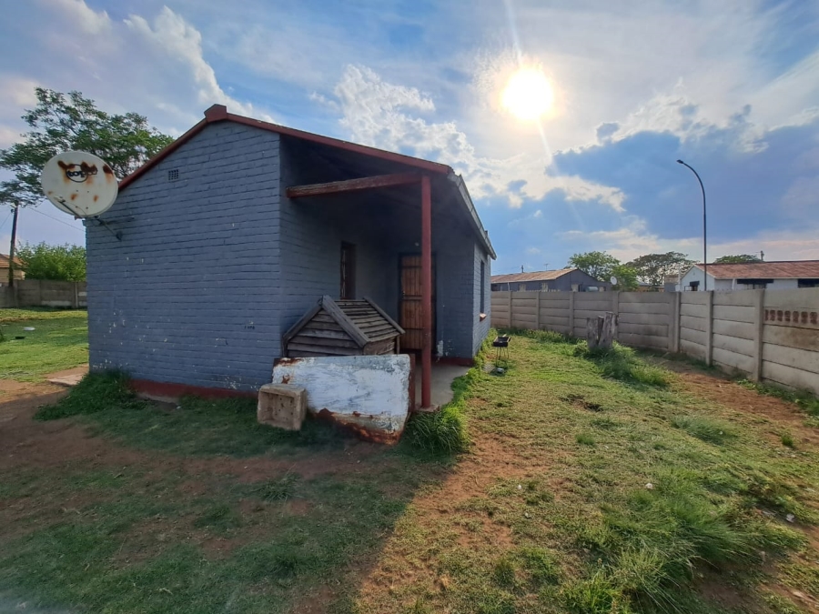 3 Bedroom Property for Sale in Alrapark Gauteng