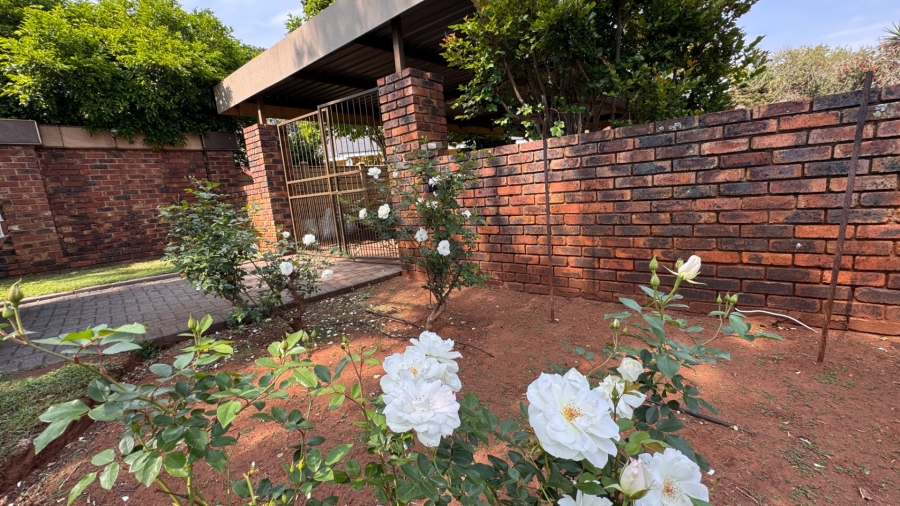 4 Bedroom Property for Sale in Three Rivers East Gauteng