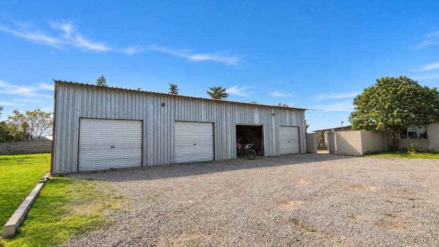 Commercial Property for Sale in Buyscelia Gauteng