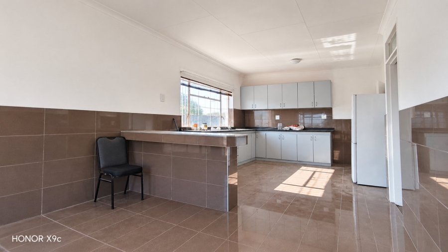 Commercial Property for Sale in Buyscelia Gauteng
