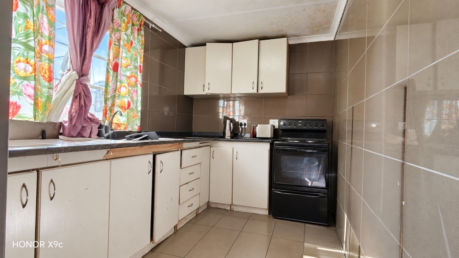 Commercial Property for Sale in Buyscelia Gauteng