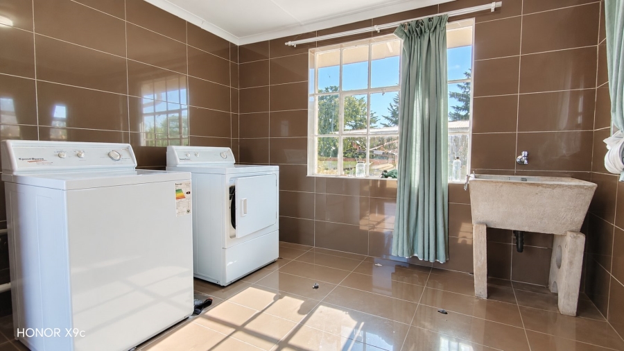 Commercial Property for Sale in Buyscelia Gauteng