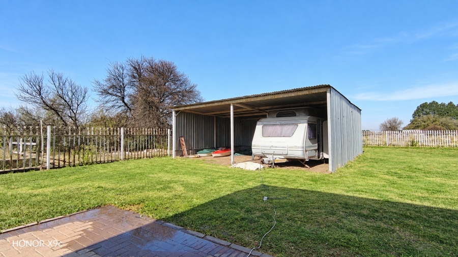 Commercial Property for Sale in Buyscelia Gauteng