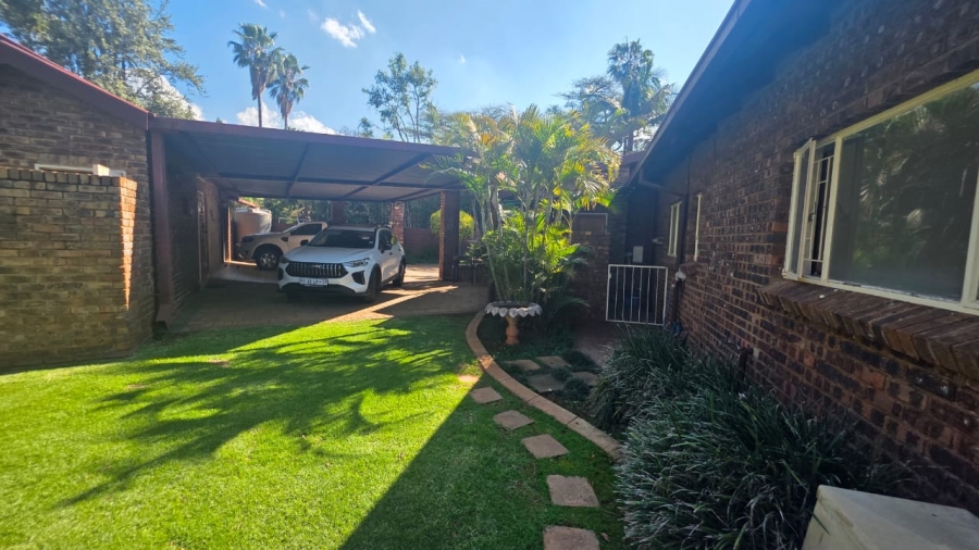 4 Bedroom Property for Sale in Doornpoort Gauteng