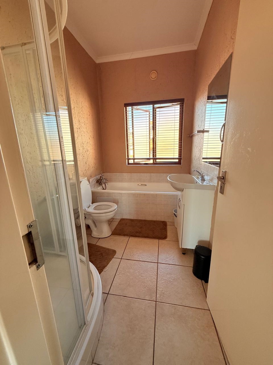 2 Bedroom Property for Sale in Paulshof Gauteng