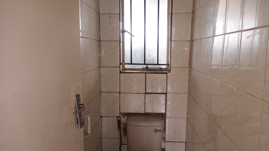 3 Bedroom Property for Sale in Zulu Section Gauteng